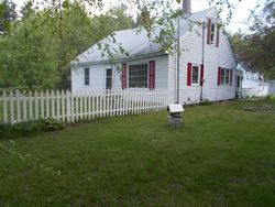 Pre-foreclosure Listing in CRANE CROSSING RD NEWTON, NH 03858