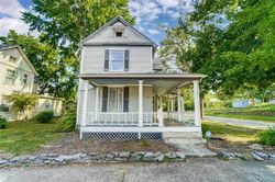 Pre-foreclosure in  MONTGOMERY ST Miamisburg, OH 45342