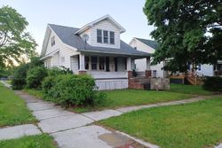 Pre-foreclosure Listing in CHESTNUT ST PORT HURON, MI 48060