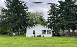 Pre-foreclosure Listing in NORTH ST EATON RAPIDS, MI 48827