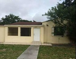 Pre-foreclosure in  NW 6TH AVE Miami, FL 33168