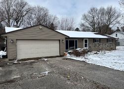 Pre-foreclosure in  LANE RD Painesville, OH 44077