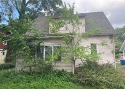 Pre-foreclosure in  ARDMORE BLVD Painesville, OH 44077