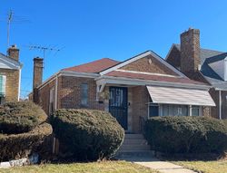 Pre-foreclosure in  S PRAIRIE AVE Chicago, IL 60628