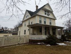 Pre-foreclosure in  OREGON AVE Dundee, IL 60118