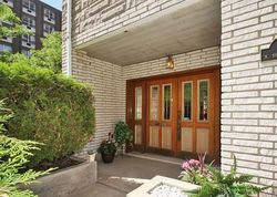 Pre-foreclosure in  N SHERIDAN RD Chicago, IL 60660