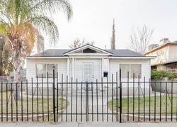 Pre-foreclosure in  BAKER ST Bakersfield, CA 93305