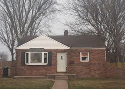 Pre-foreclosure in  N WELLINGTON ST South Bend, IN 46628