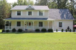 Pre-foreclosure Listing in SPRING GARDEN RD MARION, IL 62959
