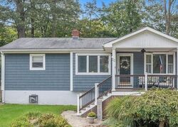 Pre-foreclosure in  BANNEHR ST Oakland, NJ 07436