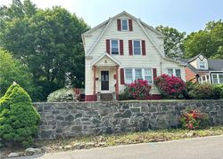 Pre-foreclosure in  NORLAND AVE Bridgeport, CT 06606