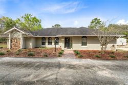 Pre-foreclosure in  LAURIANNE RD Debary, FL 32713