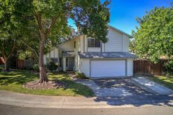 Pre-foreclosure in  ADORN CT Sacramento, CA 95842