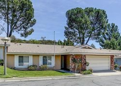Pre-foreclosure in  OAK HIGHLAND DR Newhall, CA 91321