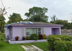 Pre-foreclosure in  NW 8TH ST Pompano Beach, FL 33069