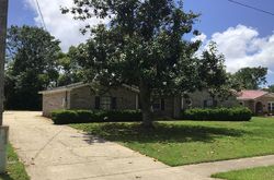 Pre-foreclosure in  W AMANDA AVE Foley, AL 36535