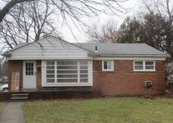 Pre-foreclosure in  CENTRALIA Redford, MI 48240