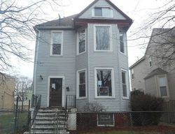 Pre-foreclosure in  N LATROBE AVE Chicago, IL 60651