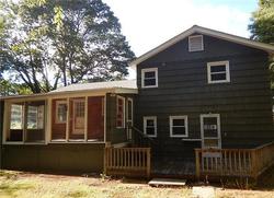 Pre-foreclosure in  MOSS POINT TRL Old Lyme, CT 06371