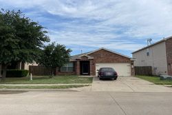 Pre-foreclosure in  RUSTIC VIEW RD Fort Worth, TX 76140