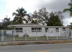  Ne 159th St, Miami FL
