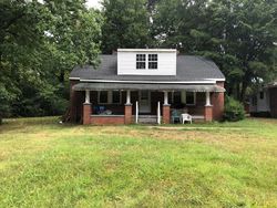 Pre-foreclosure Listing in CHRISTANNA HWY LAWRENCEVILLE, VA 23868