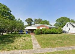 Pre-foreclosure in  WYOMING AVE Portsmouth, VA 23701