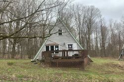 Pre-foreclosure in  POND HILL RD Taberg, NY 13471