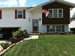 Pre-foreclosure Listing in KINGS RIDGE CT W WEST BEND, WI 53090