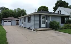 Pre-foreclosure Listing in S WALDEN AVE APPLETON, WI 54915