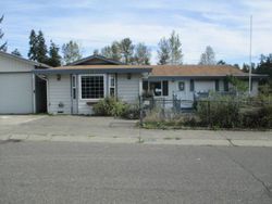 Pre-foreclosure in  146TH AVE SE Kent, WA 98042