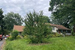 Pre-foreclosure in  GROOMFIELD RD Richmond, VA 23236