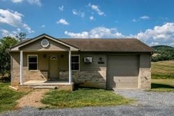 Pre-foreclosure Listing in MAYLAND RD BROADWAY, VA 22815
