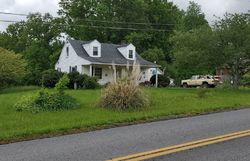 Pre-foreclosure in  LOVERS LN Vinton, VA 24179