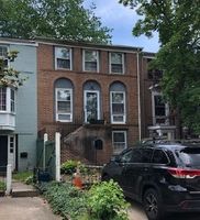 Pre-foreclosure in  LONGWORTHE SQ Alexandria, VA 22309