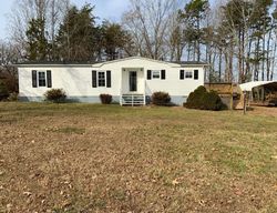 Pre-foreclosure Listing in COURTHOUSE RD LOUISA, VA 23093