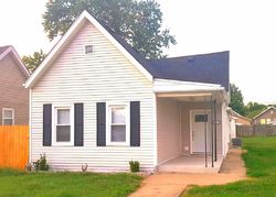 Pre-foreclosure in  MARION AVE Evansville, IN 47712