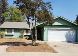 Pre-foreclosure in  HANNAH AVE Exeter, CA 93221