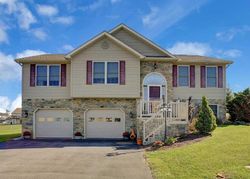 Pre-foreclosure in  OSPREY WAY Shippensburg, PA 17257