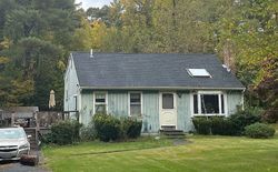 Pre-foreclosure Listing in COUNTY ST LAKEVILLE, MA 02347
