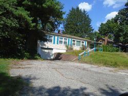 Pre-foreclosure in  SHARON DR Belleville, IL 62223