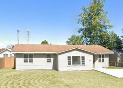 Pre-foreclosure in  NORWOOD DR Granite City, IL 62040