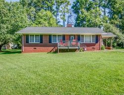 Pre-foreclosure in  HILLSDALE ST Fort Lawn, SC 29714