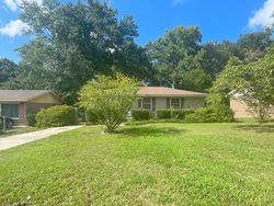 Pre-foreclosure in  KINGSBERRY TER West Columbia, SC 29169