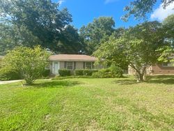 Pre-foreclosure in  KINGSBERRY TER West Columbia, SC 29169