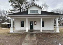 Pre-foreclosure in  FLORIDA AVE Mount Pleasant, TN 38474