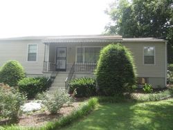 Pre-foreclosure in  FAWNIE LN Knoxville, TN 37918