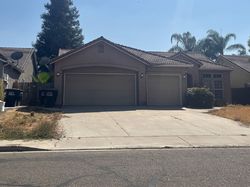 Pre-foreclosure in  W MONTE VISTA AVE Visalia, CA 93277