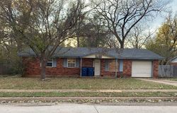 Pre-foreclosure Listing in N 5TH ST NOBLE, OK 73068