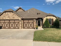 Pre-foreclosure in  TUSCAN RD Oklahoma City, OK 73170